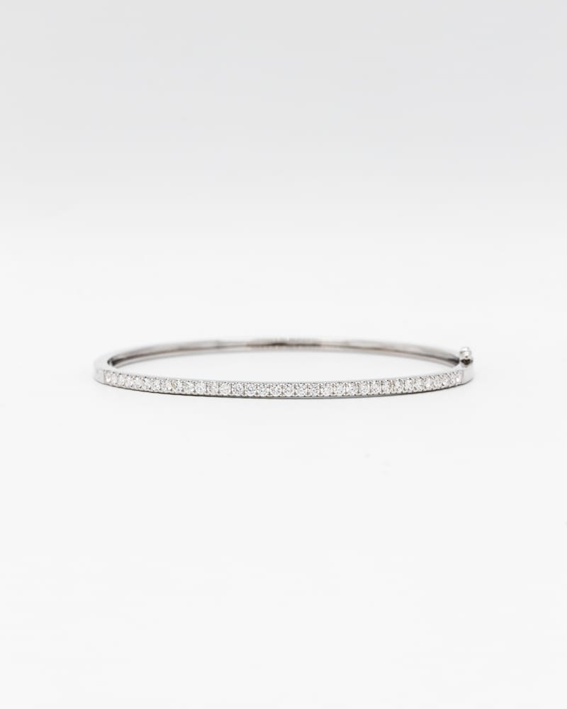 Diamond_bangle_white_gold