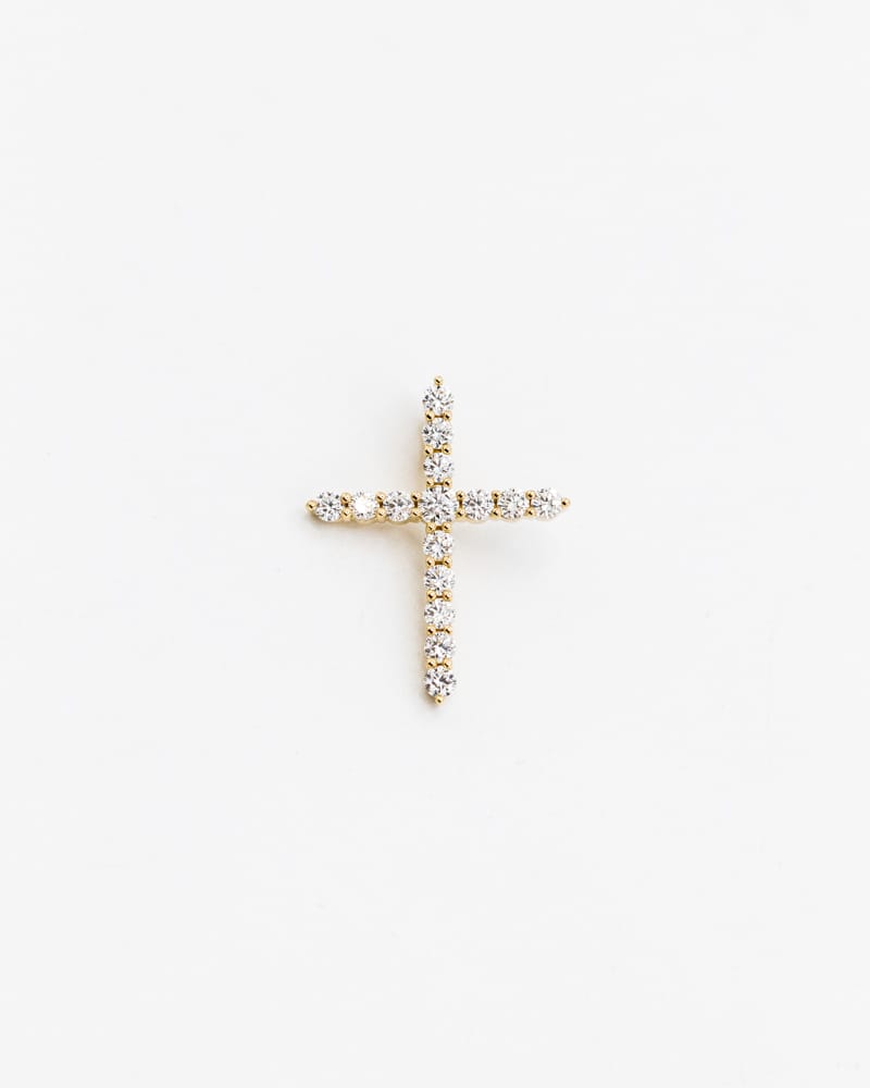 Diamond-pendant-cross