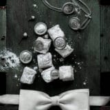 Silver_buttons_TheLOngKIss