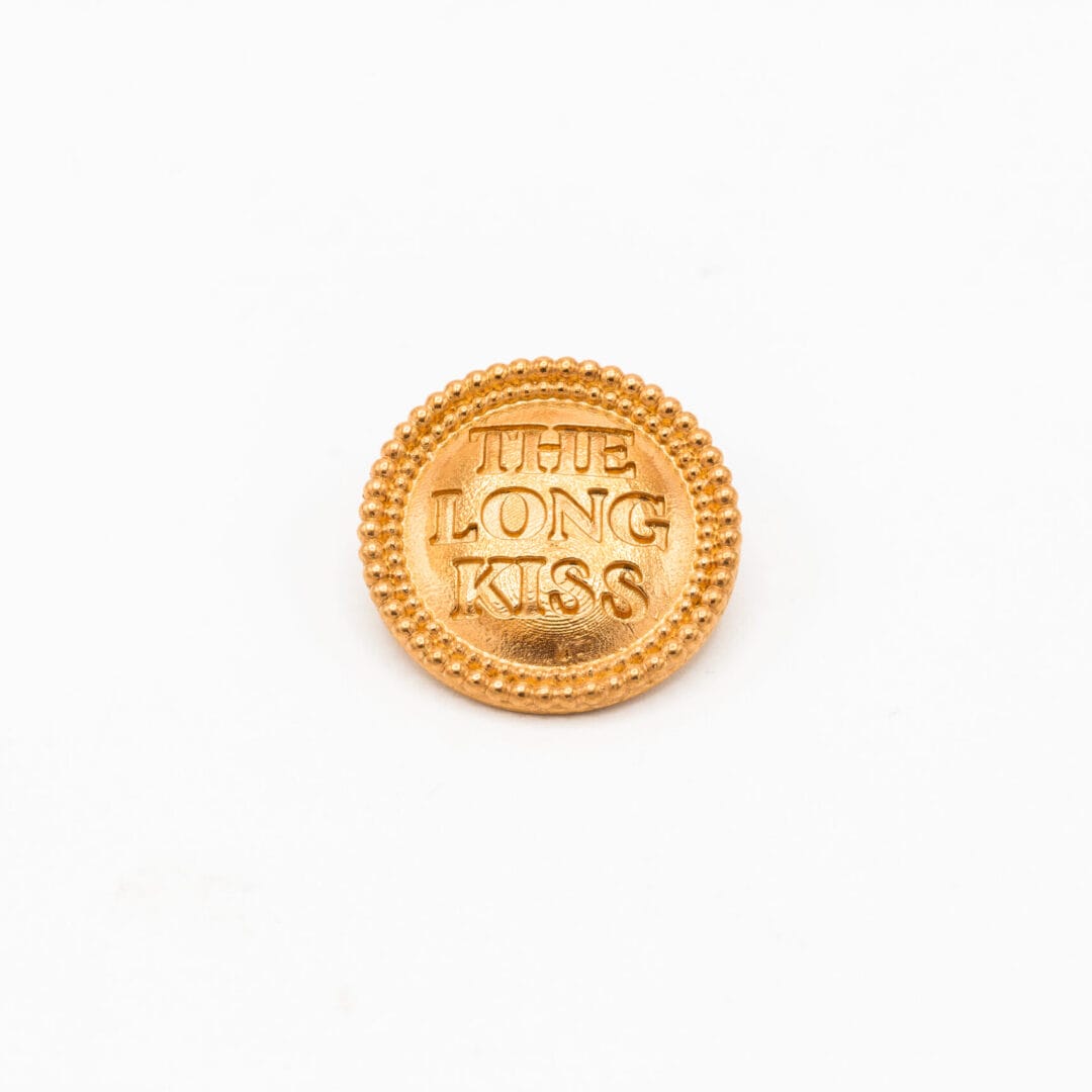 Button_The_Long_Kiss